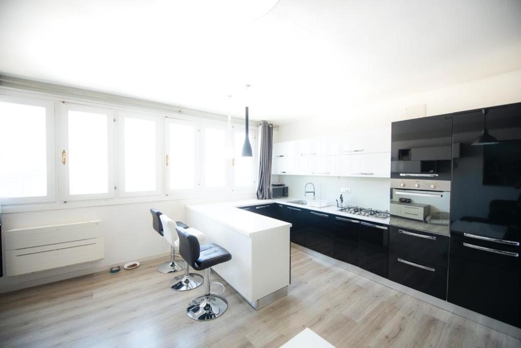 Appartamento Loft 51 Olbia Esterno foto