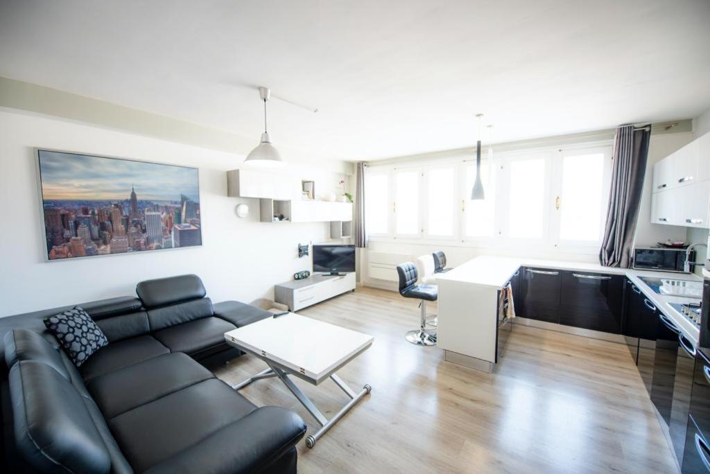 Appartamento Loft 51 Olbia Esterno foto